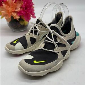 Nike Free Black and Cream Sneakers with Light Blue Accents AQ1316 SNK8999A